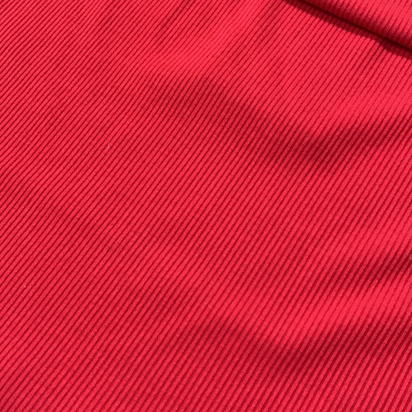 ⭐️HOST PICK⭐️ [L] NWT - H&M off the shoulder top - Picture 6 of 6